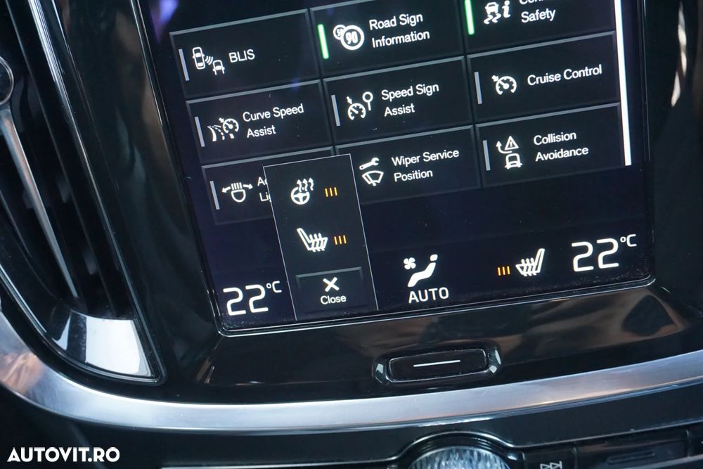 Volvo V60 T6 AWD Recharge Geartronic RDesign - 18