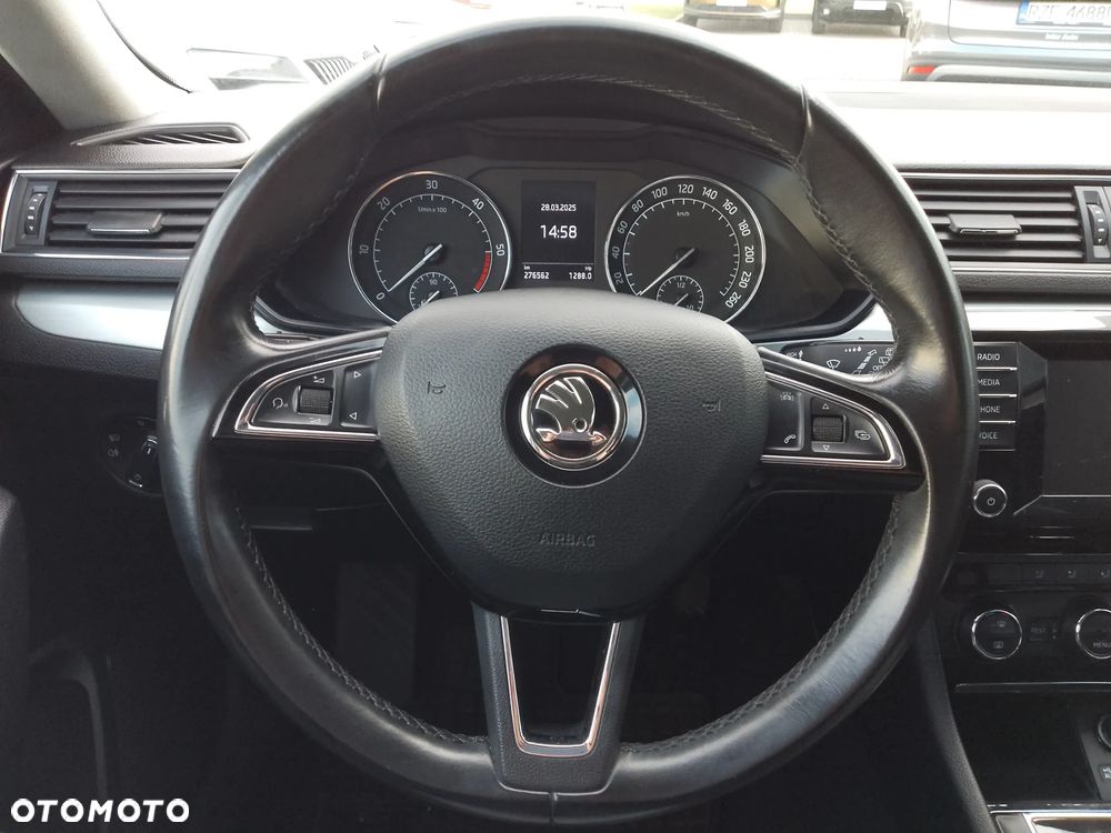 Skoda Superb 2.0 TDI Ambition DSG - 10