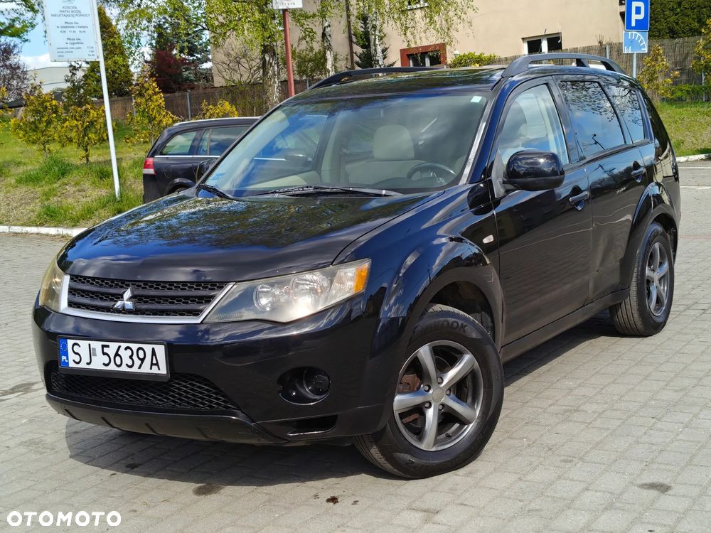 Mitsubishi Outlander 3.0 V6 XLS - 36
