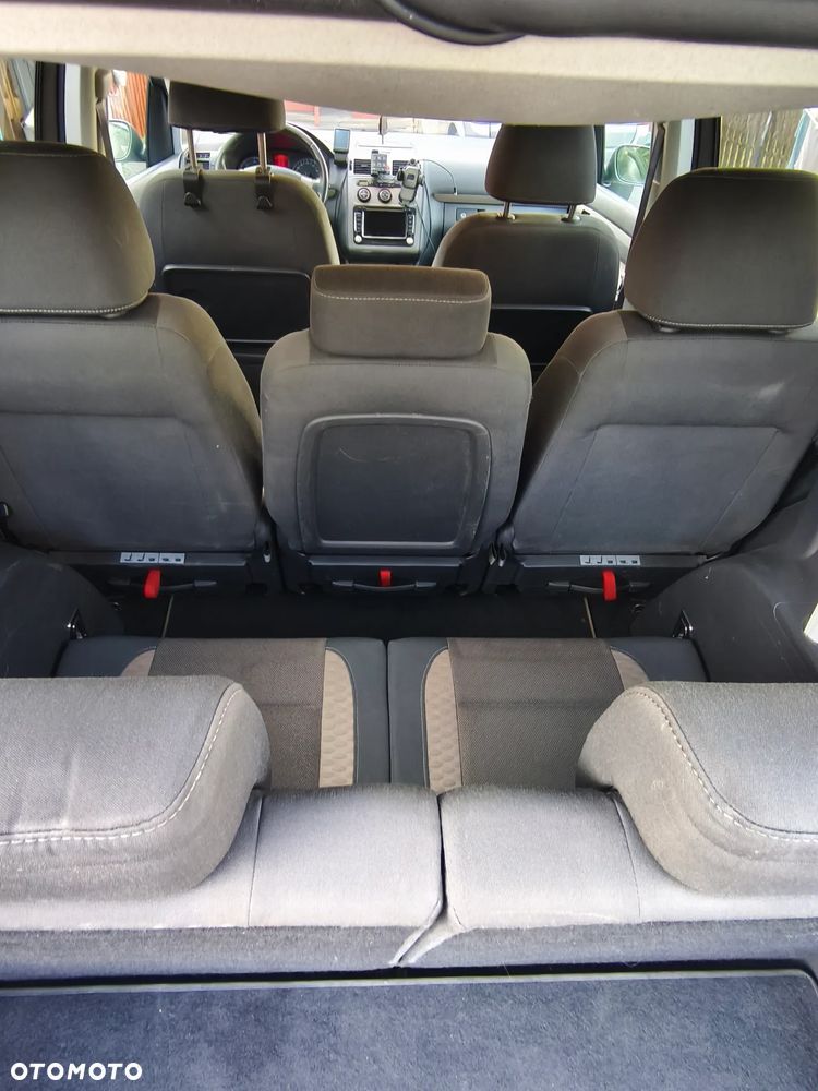 Volkswagen Touran 2.0 TDI DPF DSG Cross - 17