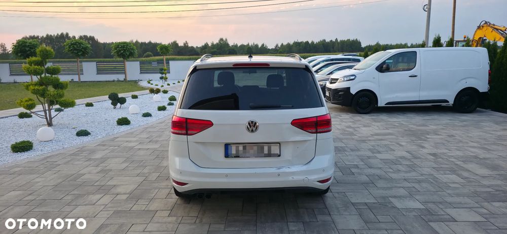 Volkswagen Touran 2.0 TDI BMT Active DSG - 6
