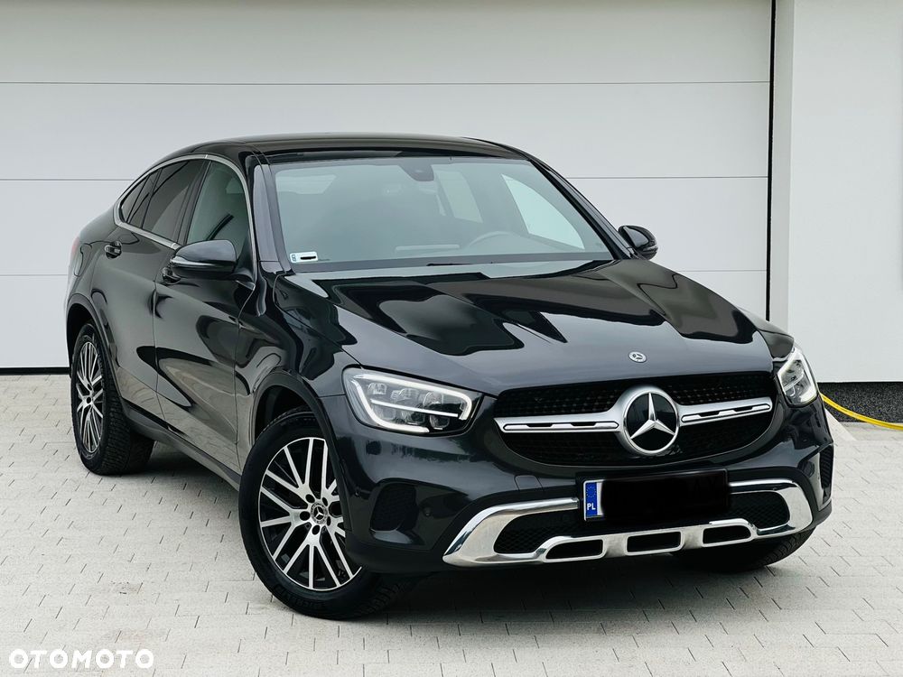 Mercedes-Benz GLC 200 4Matic 9G-TRONIC AMG Line - 1