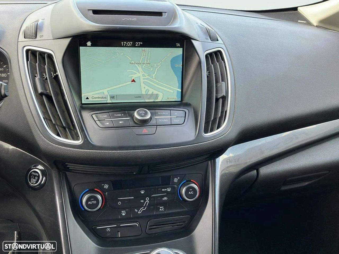 Ford C-Max 1.5 TDCi Titanium S/S - 12