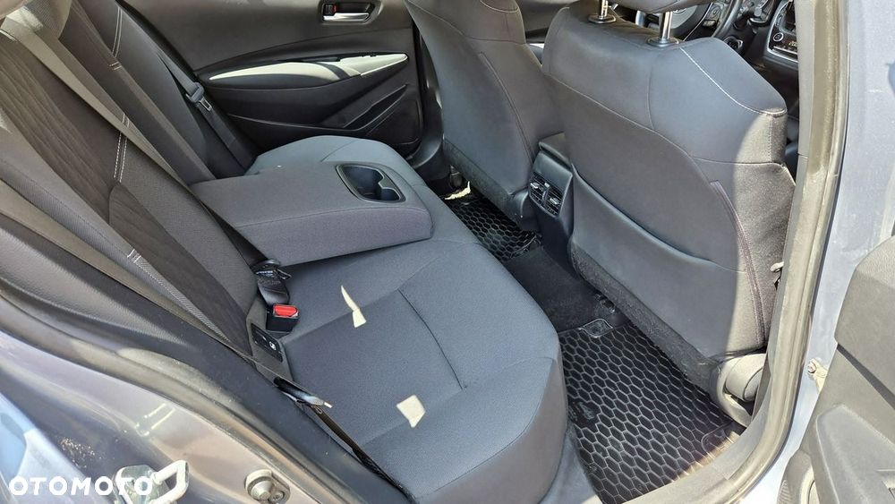 Toyota Corolla 1.6 Comfort - 19