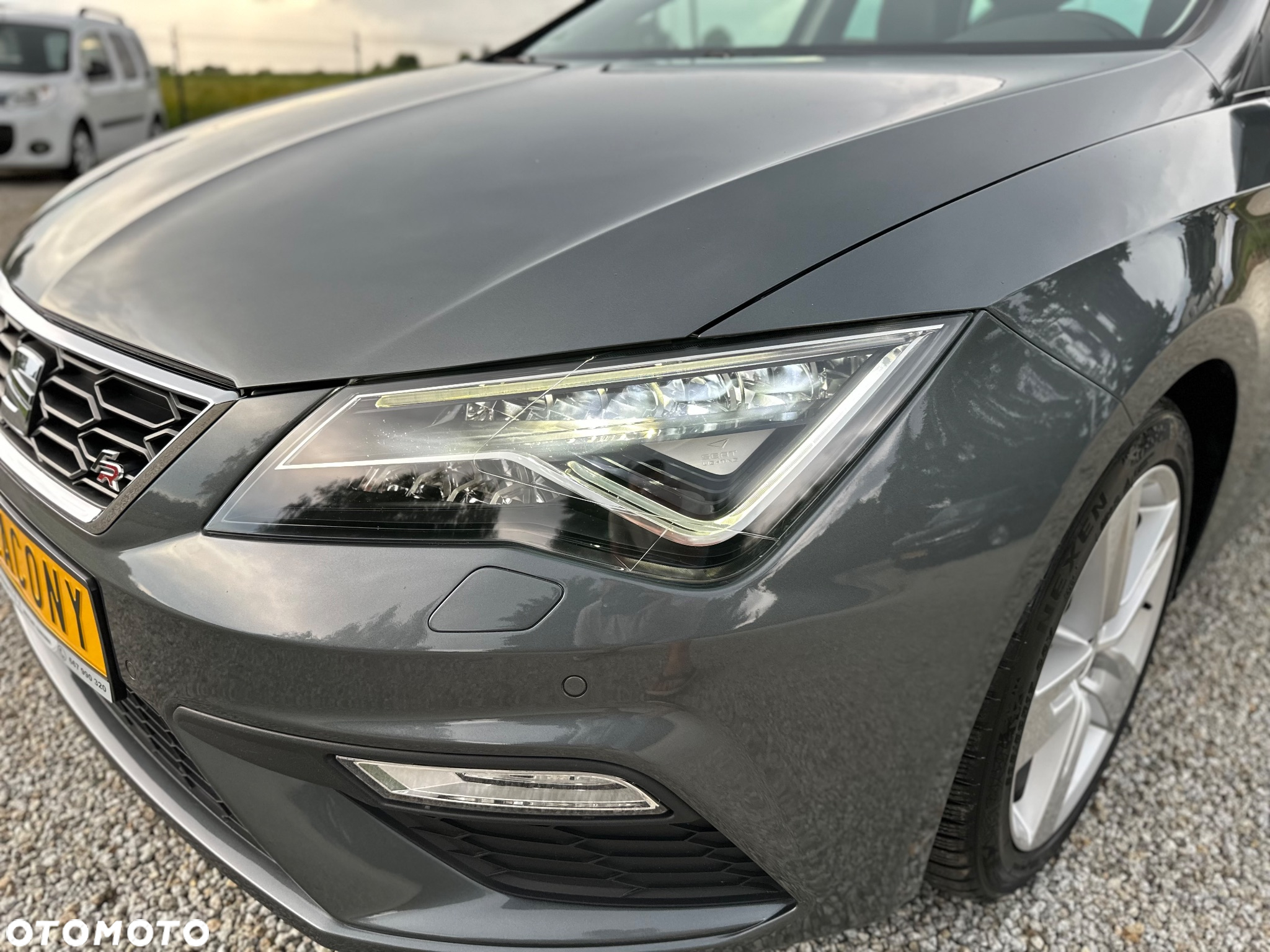 Seat Leon 2.0 TDI FR S&S DSG - 31