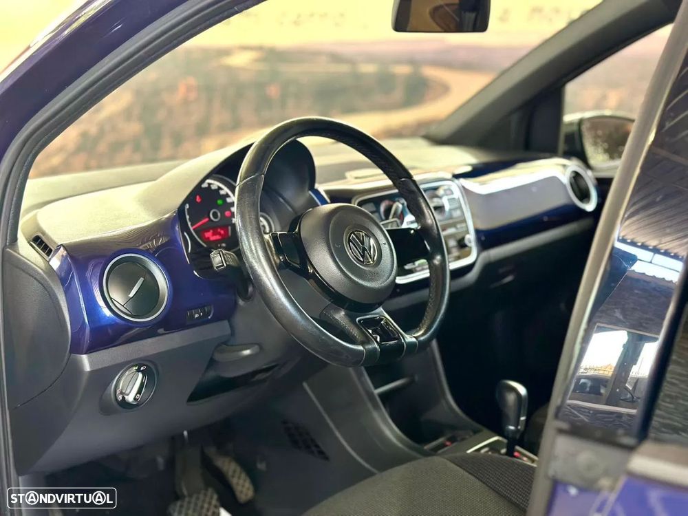 VW Up! 1.0 BMT High Auto - 17