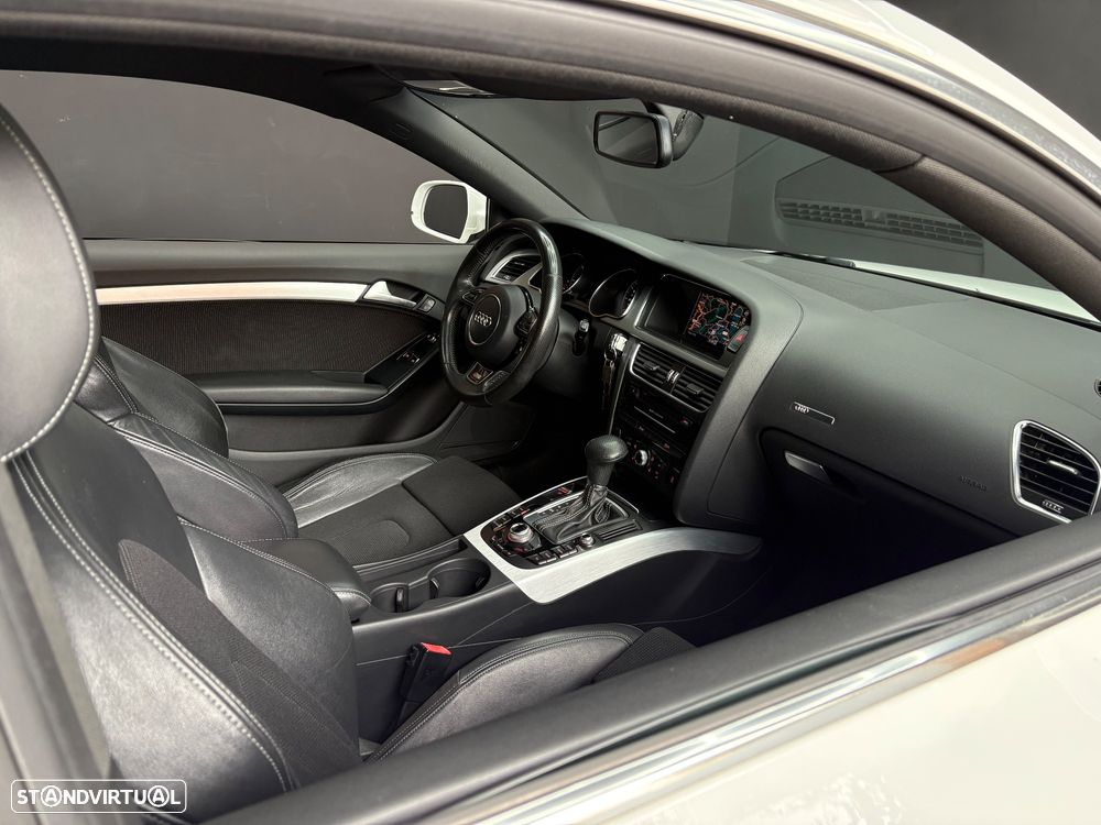 Audi A5 2.0 TDI Multitronic S-line - 56