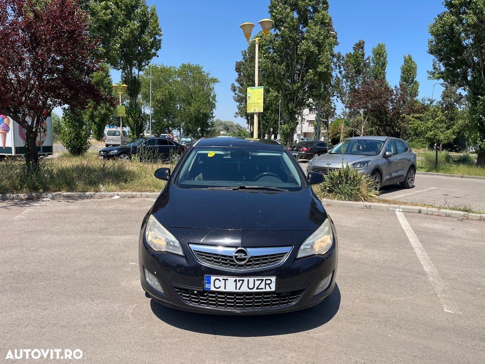 Opel Astra 1.7 CDTI Cosmo - 1