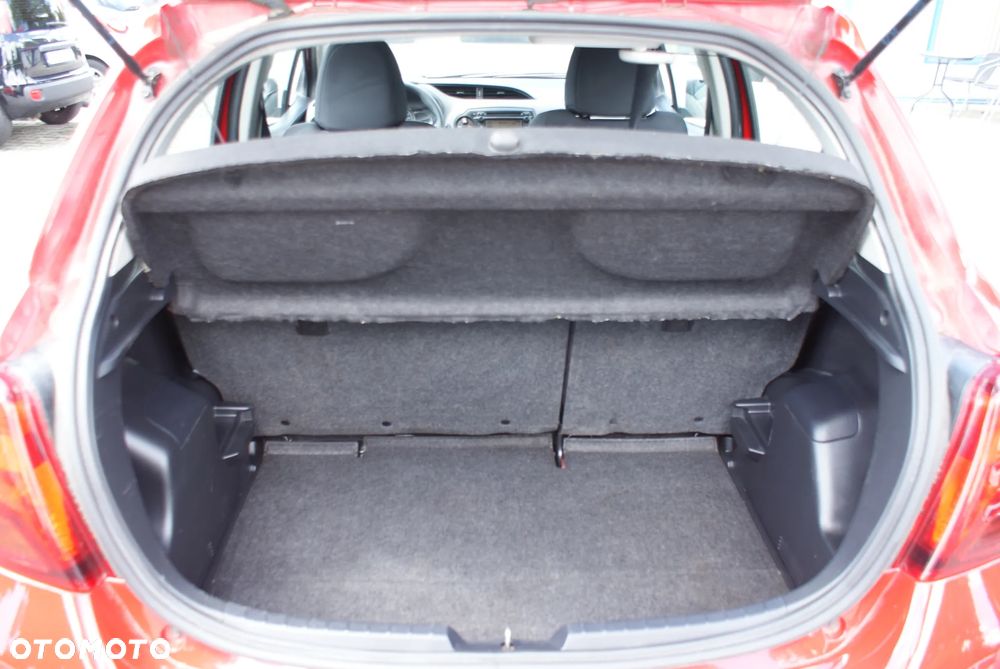 Toyota Yaris - 11