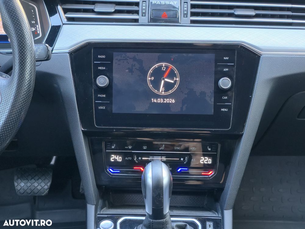 Volkswagen Passat - 22
