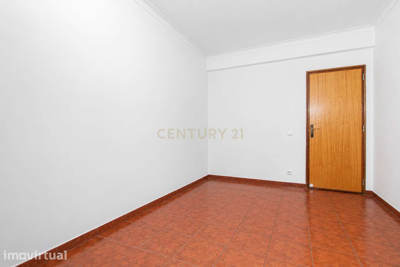 Apartamento T3 no Estoril - Fontaínhas - Grande imagem: 3/17
