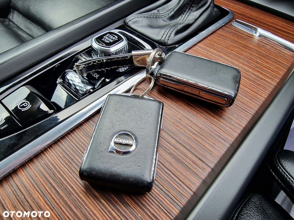 Volvo XC 60 D4 Geartronic Inscription - 38