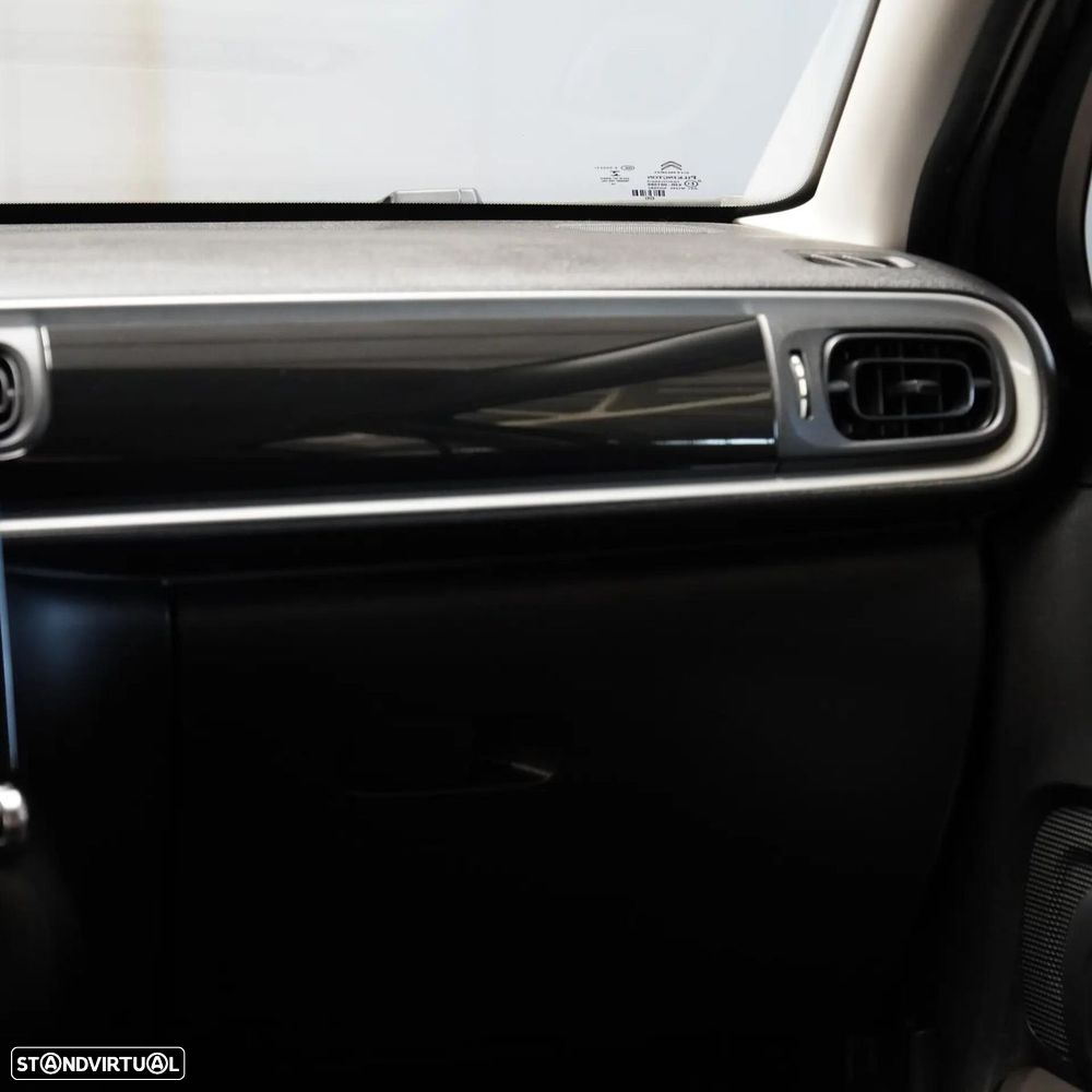 Citroën C3 1.2 PureTech Feel - 25