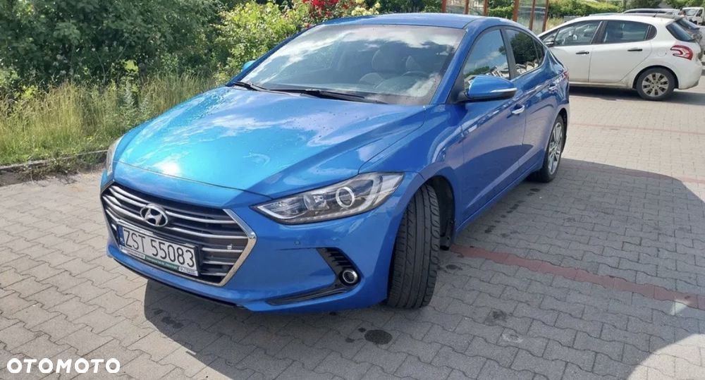 Hyundai Elantra 1.6 Style - 2