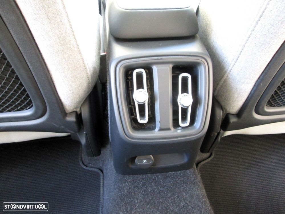 Volvo C40 Recharge Ultimate - 25