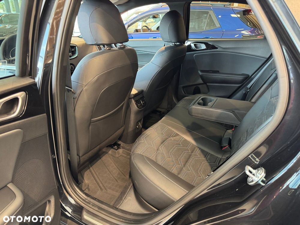 Kia XCeed - 8