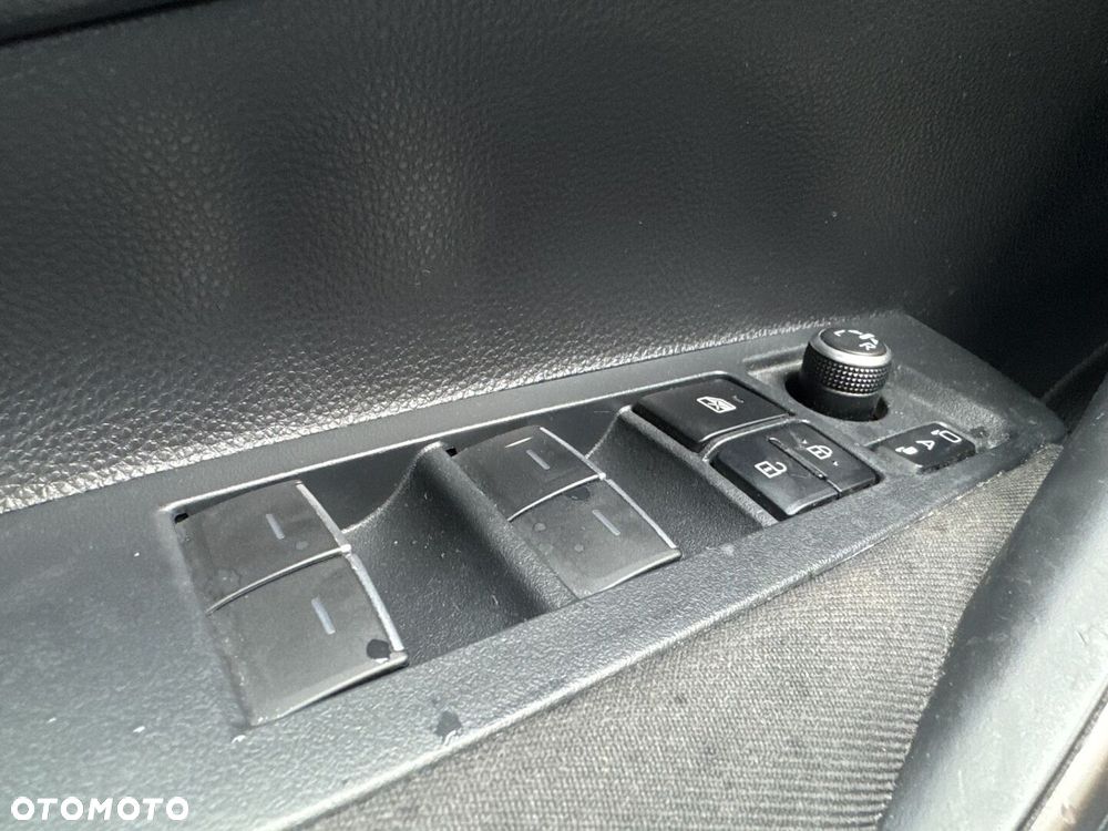Toyota Corolla 1.5 Comfort MS - 21