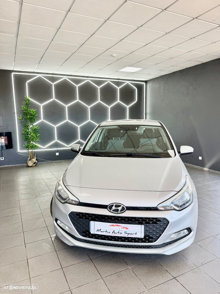 Hyundai i20 1.1 CRDi Style - 3