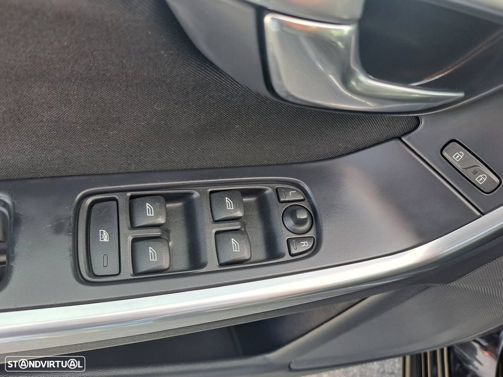 Volvo V60 1.6 D2 Drive Kinetic Start/Stop - 27