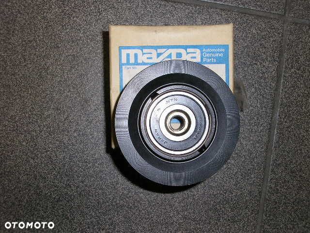MAZDA 929 rolka napinacza paska rozrządu ORYGINAŁ - 1