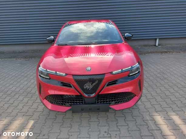 Alfa Romeo Junior 1.2 mHEV Ti Q4 eDCT - 9
