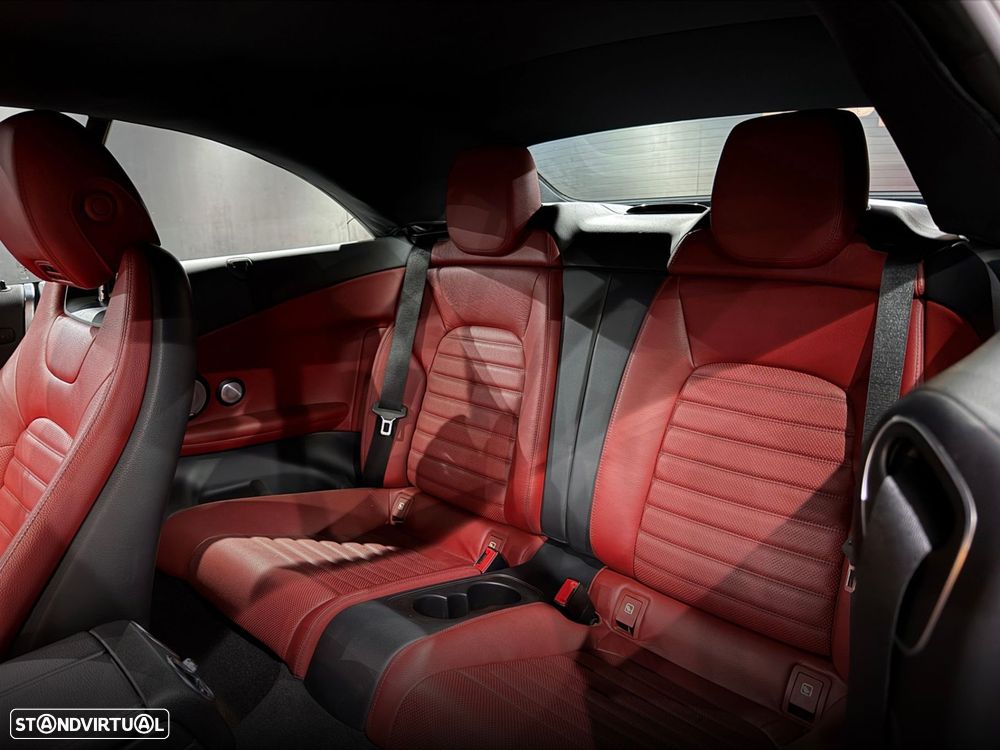 Mercedes-Benz C 250 d Cabrio 9G-TRONIC - 29