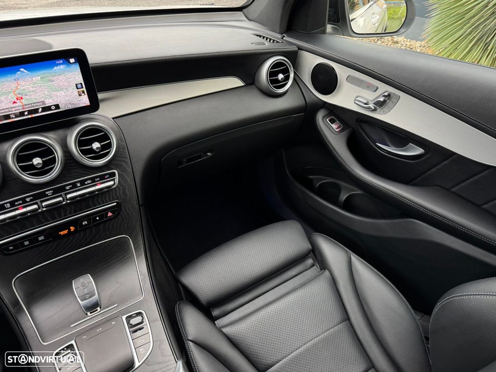 Mercedes-Benz GLC 300 e Coupé 4Matic - 26