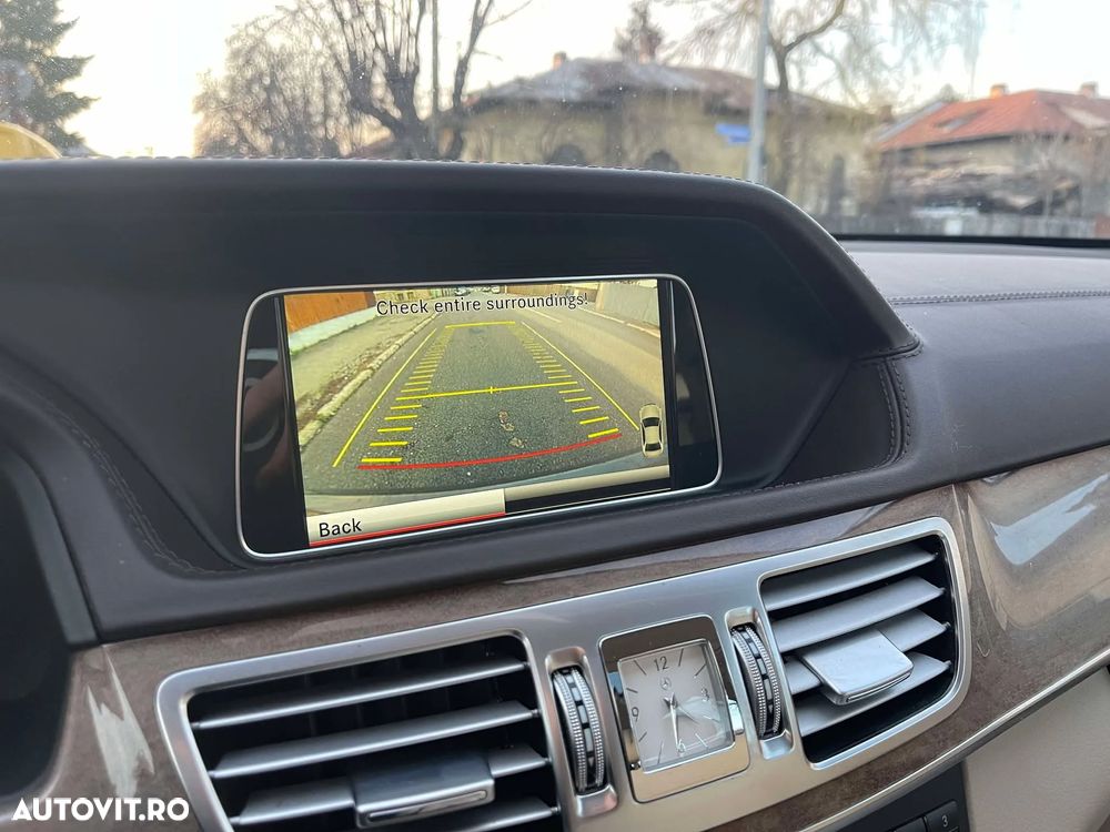 Mercedes-Benz E 350 BlueTEC 4MATIC Aut. - 11