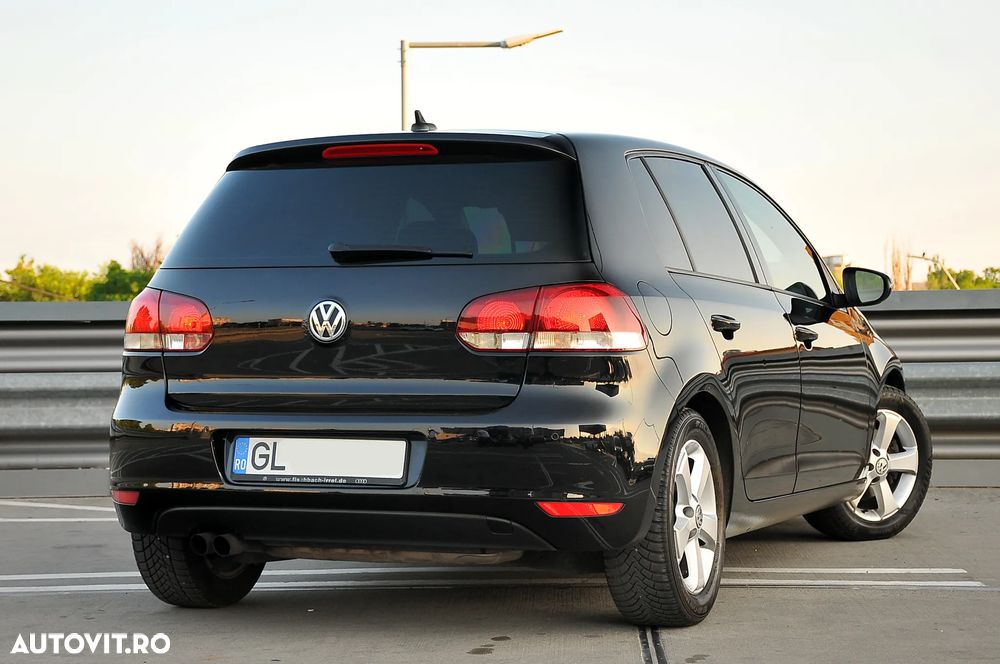 Volkswagen Golf 2.0 TDI DPF Trendline - 14