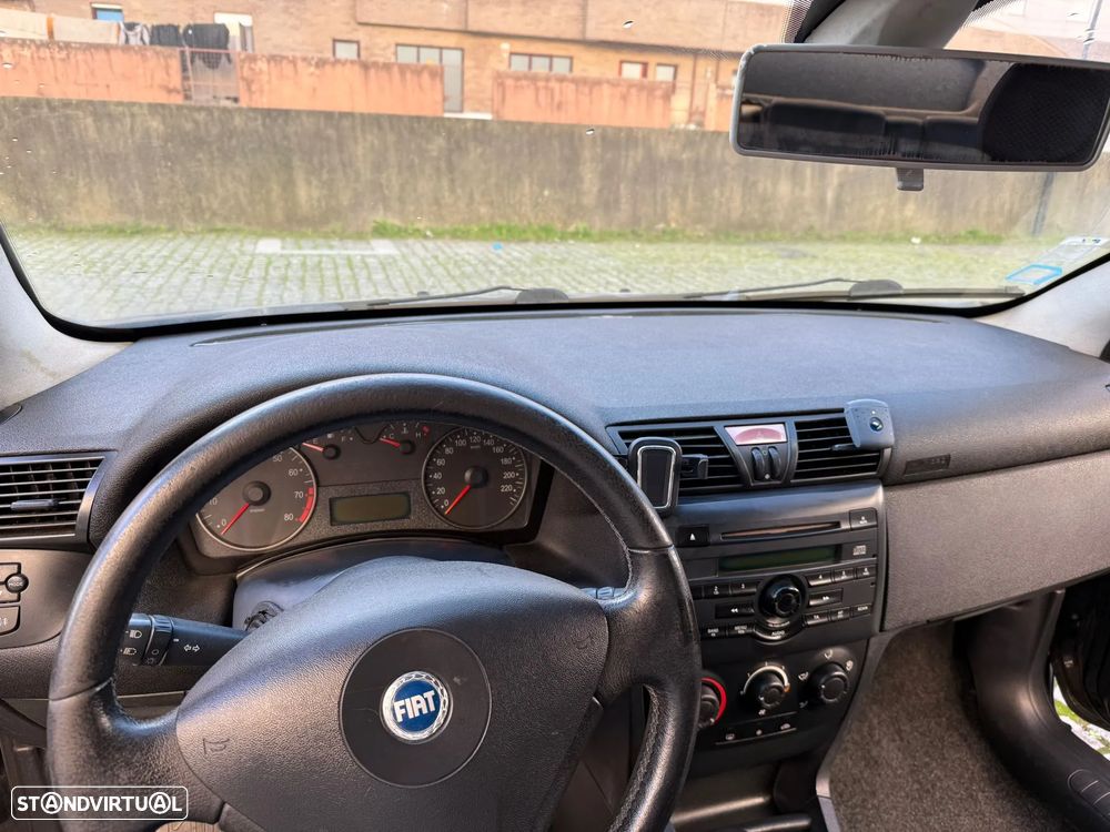 Fiat Stilo 1.4 16V Sport - 4
