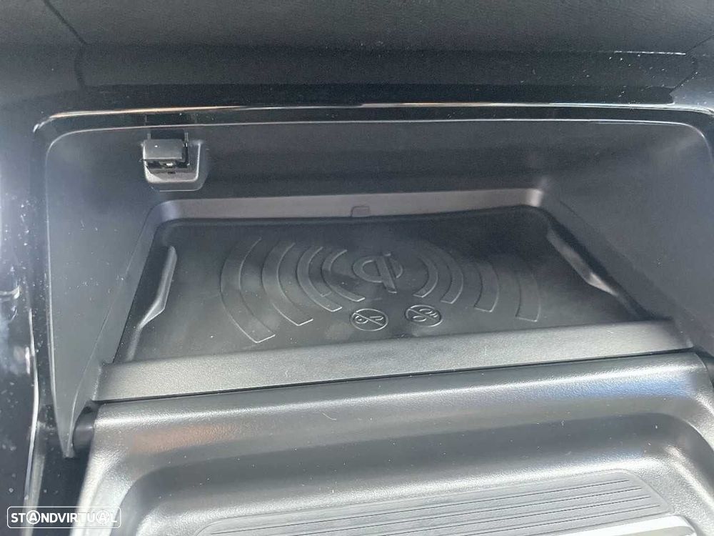 Peugeot 2008 1.2 PureTech Allure - 19