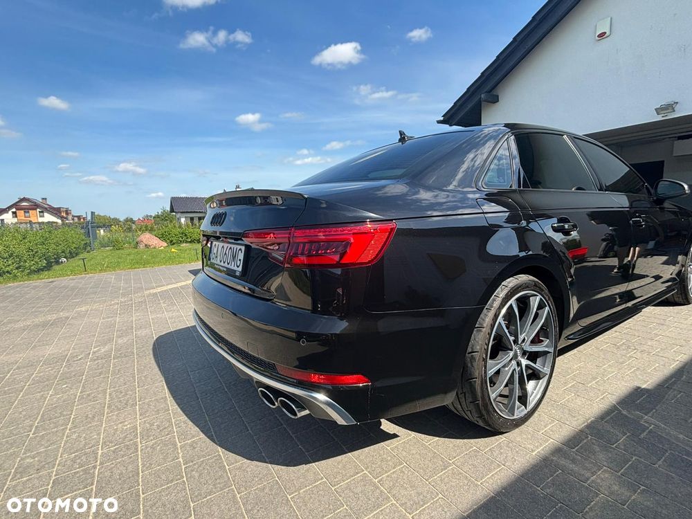 Audi S4 Limousine - 3