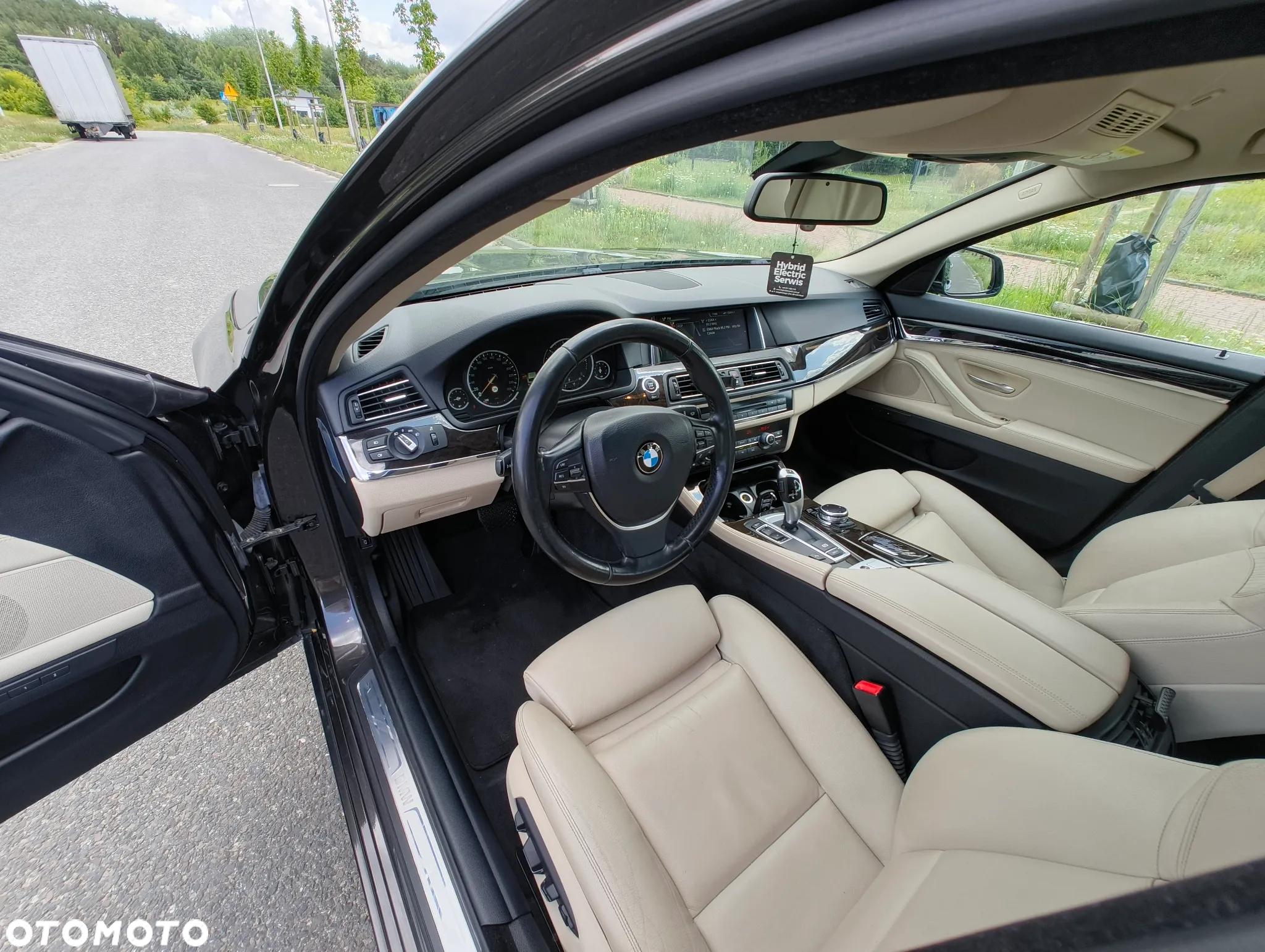 BMW Seria 5 520d Touring Luxury Line - 19