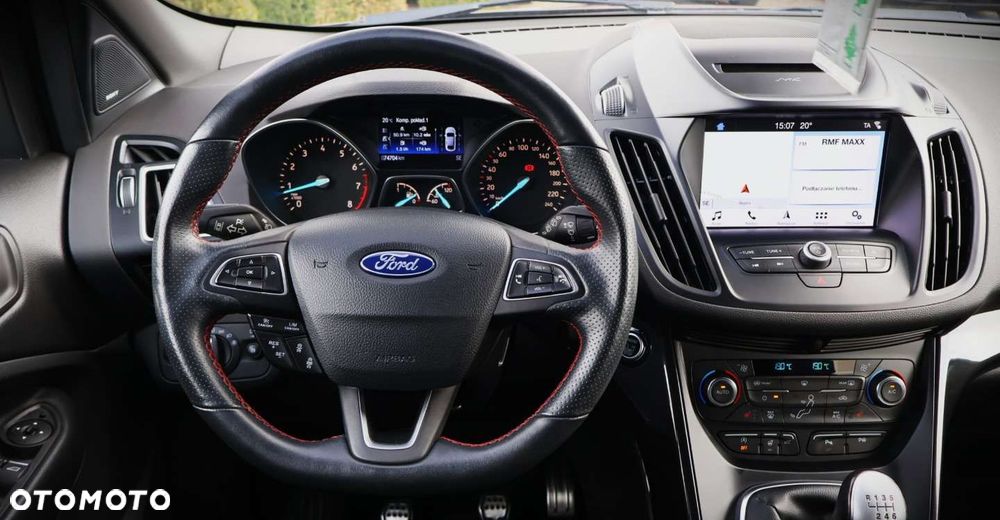 Ford Kuga - 10