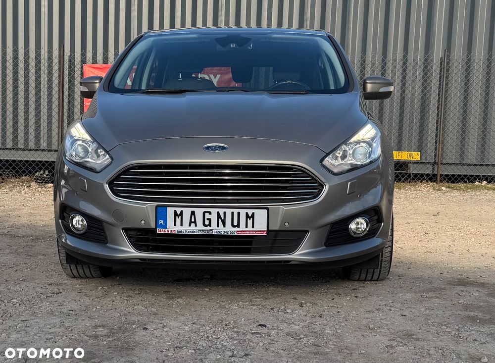Ford S-Max - 23