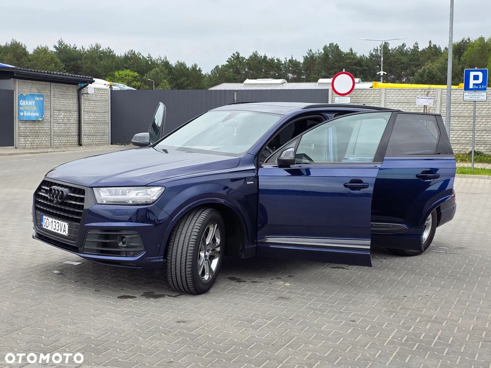 Audi Q7 - 16