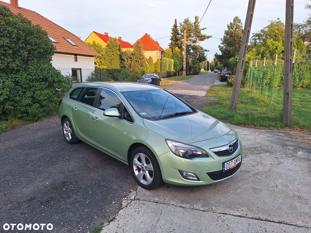 Opel Astra 1.4 T Cosmo - 2