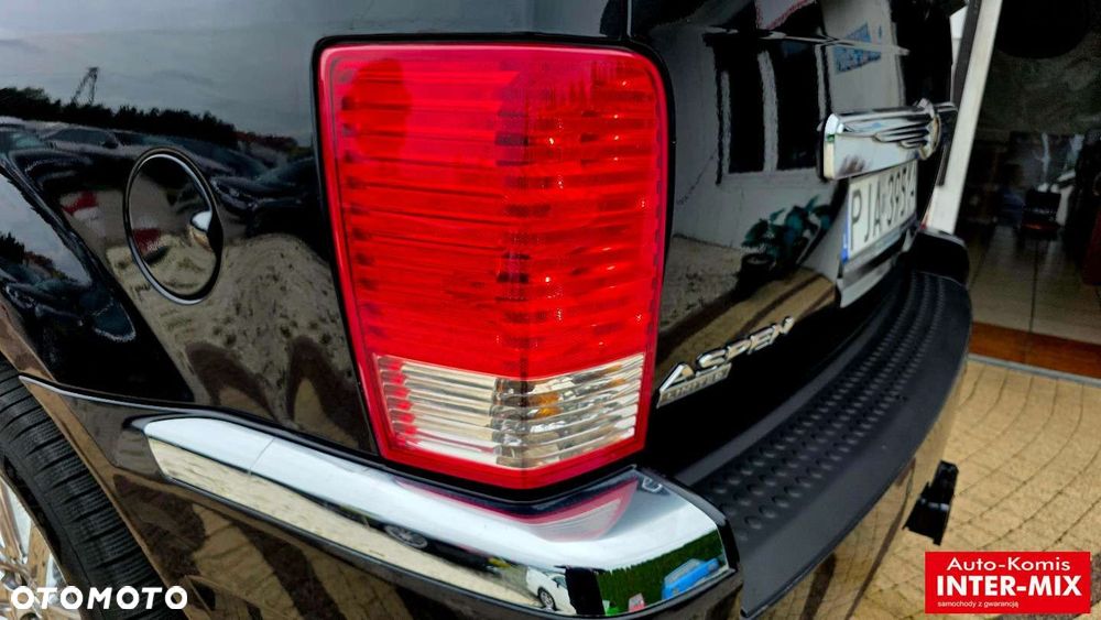 Chrysler Aspen - 40