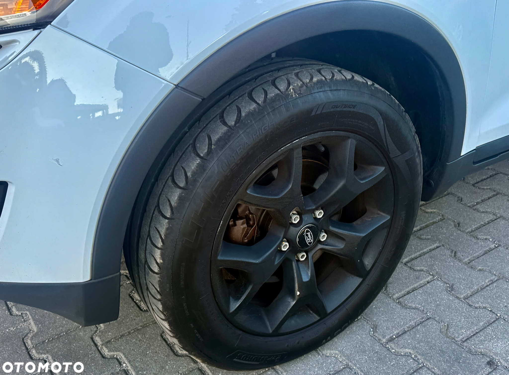 Ford Kuga 2.0 TDCi 2x4 Trend - 24