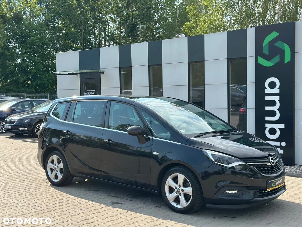 Opel Zafira - 1