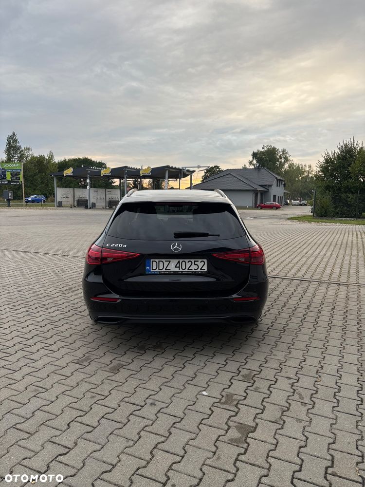 Mercedes-Benz Klasa C 220 d mHEV - 13