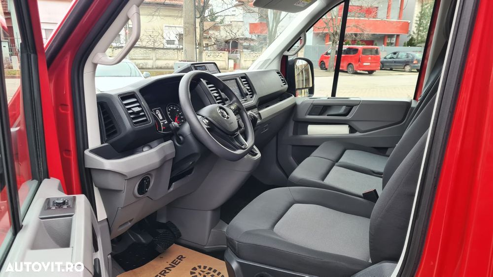 Volkswagen Crafter - 11