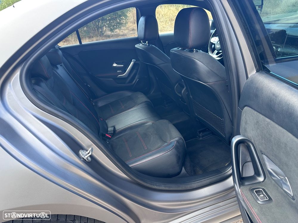 Mercedes-Benz A 250 Limousine - 9