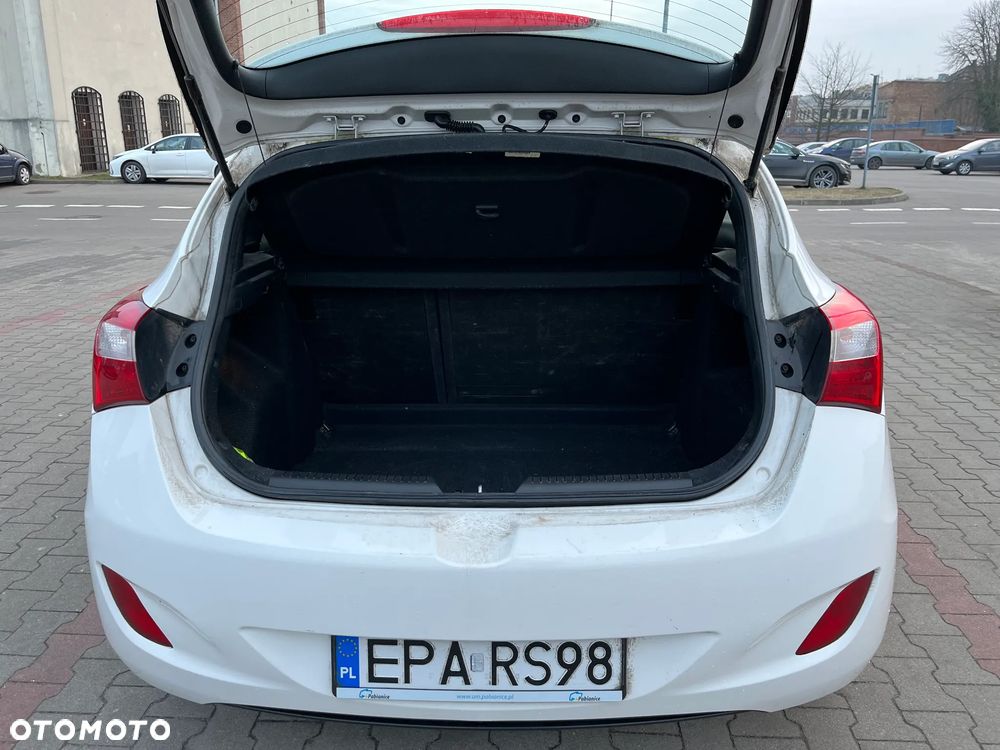 Hyundai i30 1.4 CRDi Classic - 4