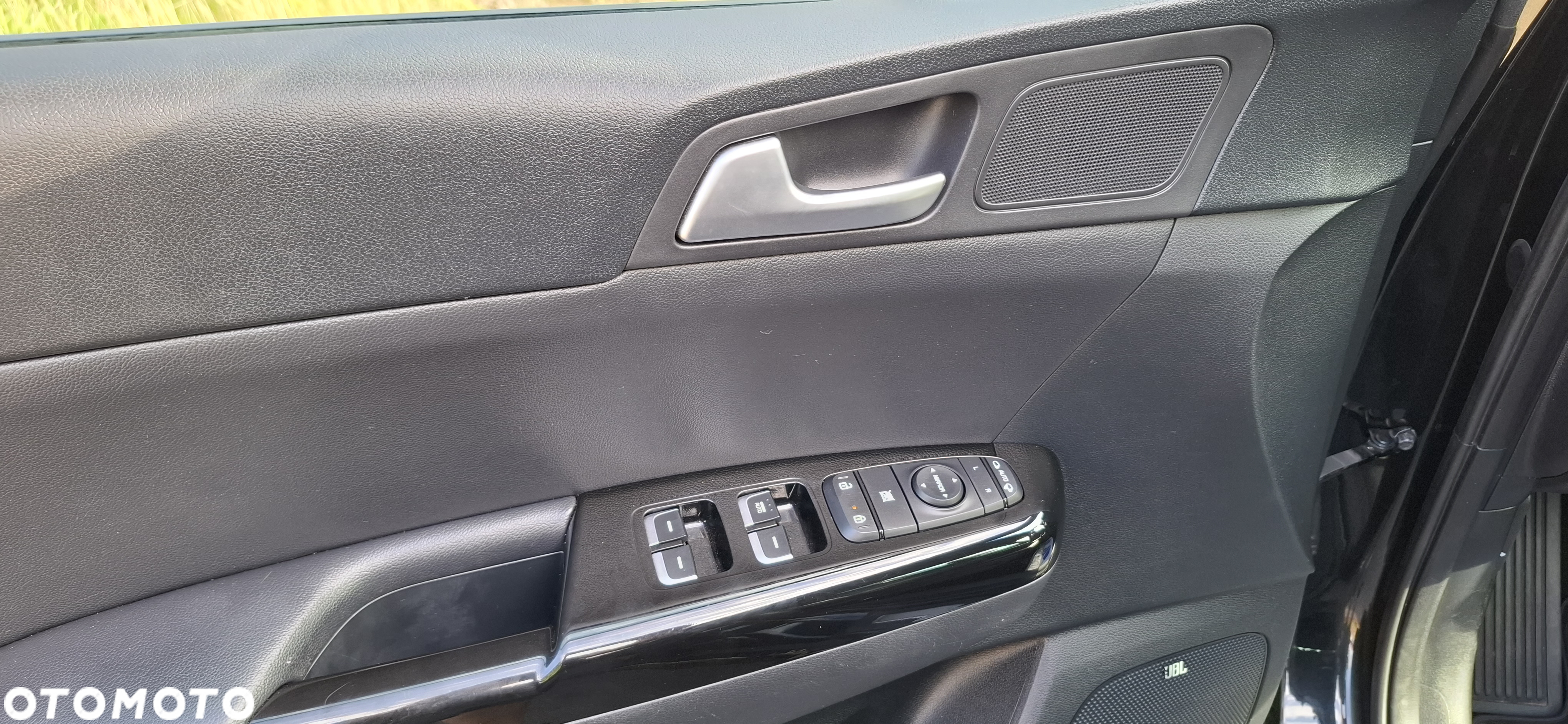Kia Sportage - 10