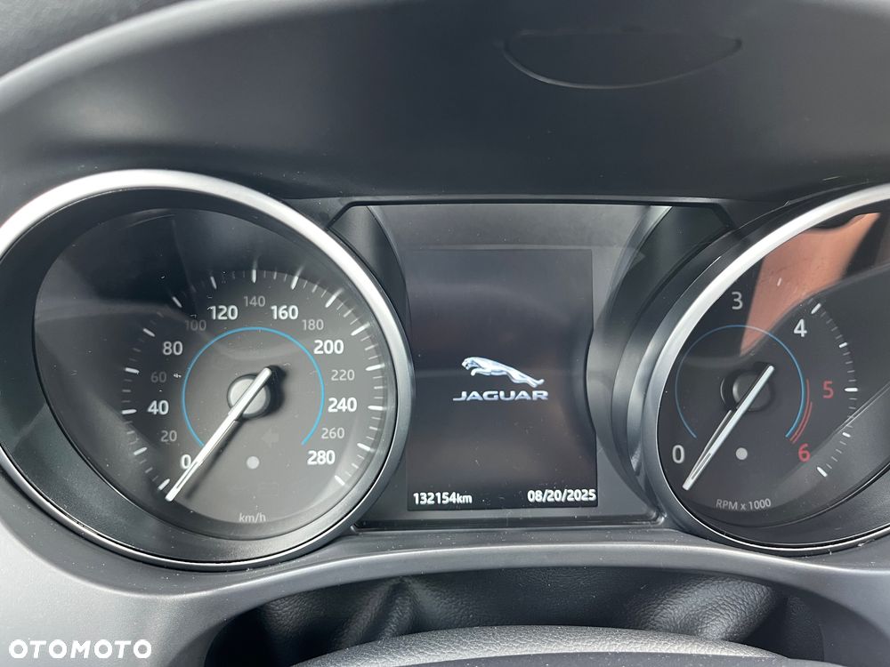 Jaguar F-Pace 2.0 i4D AWD Prestige - 24