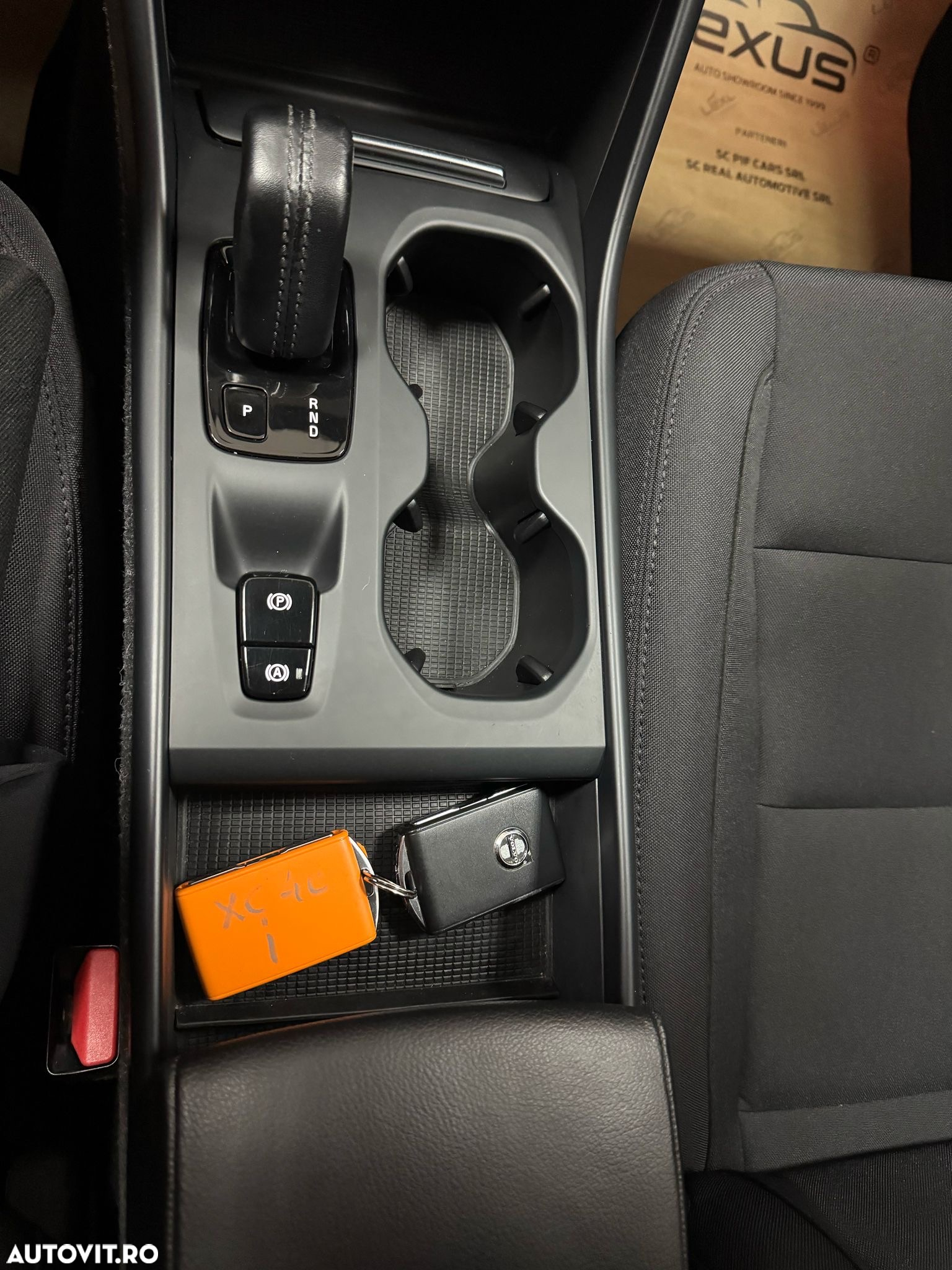 Volvo XC 40 Recharge T5 Twin Engine AT7 Inscription - 29