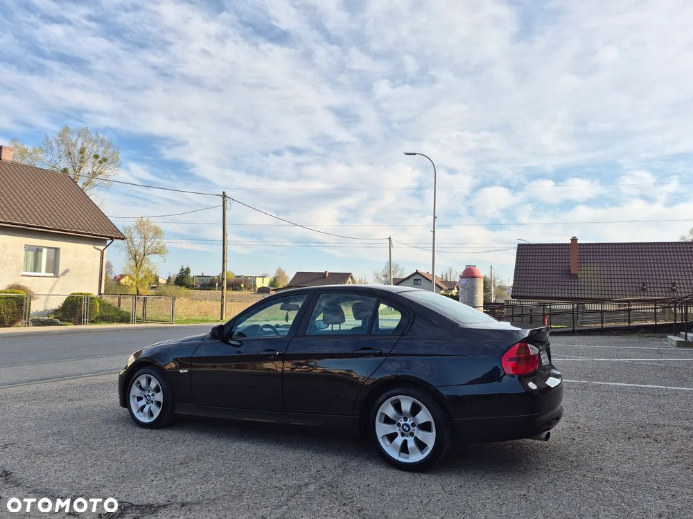 BMW Seria 3 320i - 6