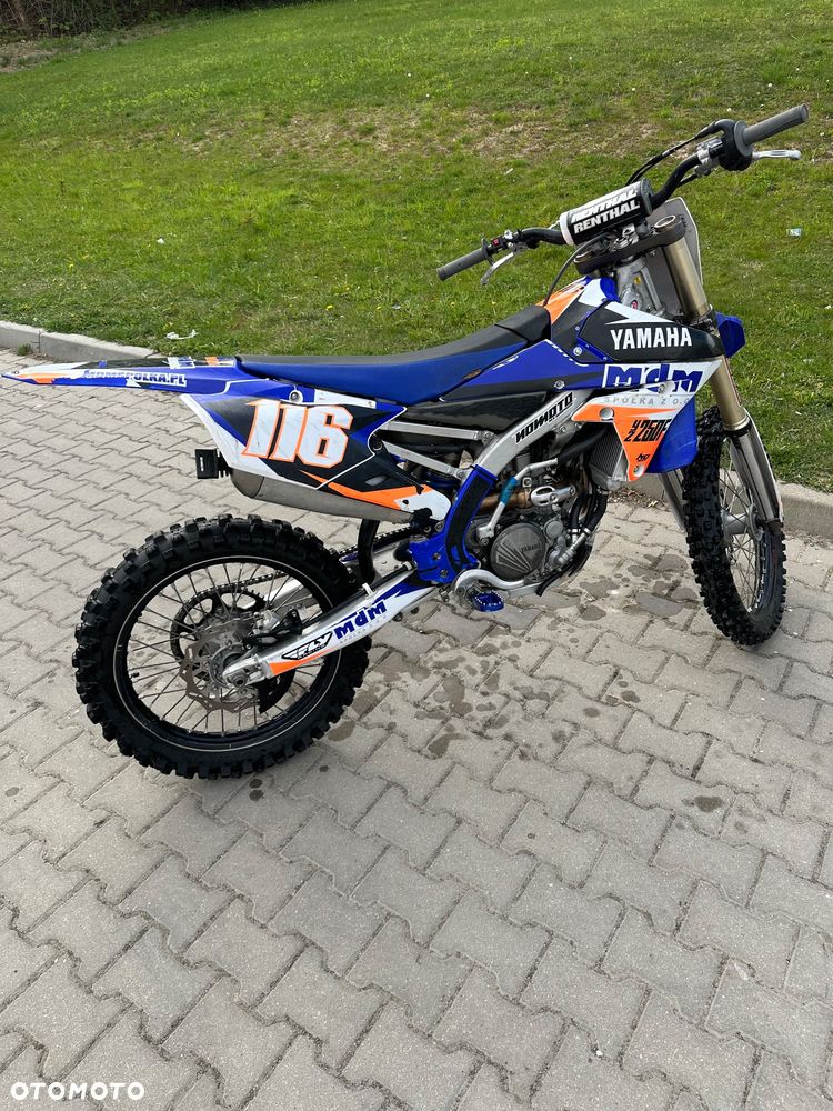 Yamaha YZF - 3