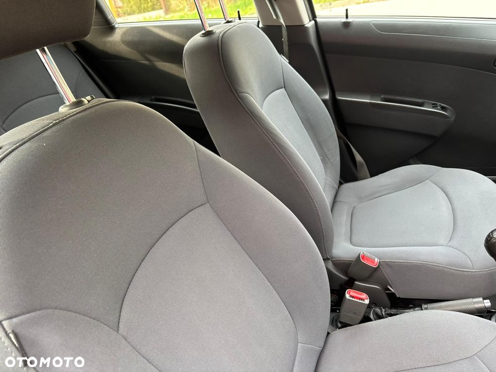 Chevrolet Spark - 12